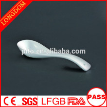 PT-LD-1301 new design porcelain spoon for restaurant hotel